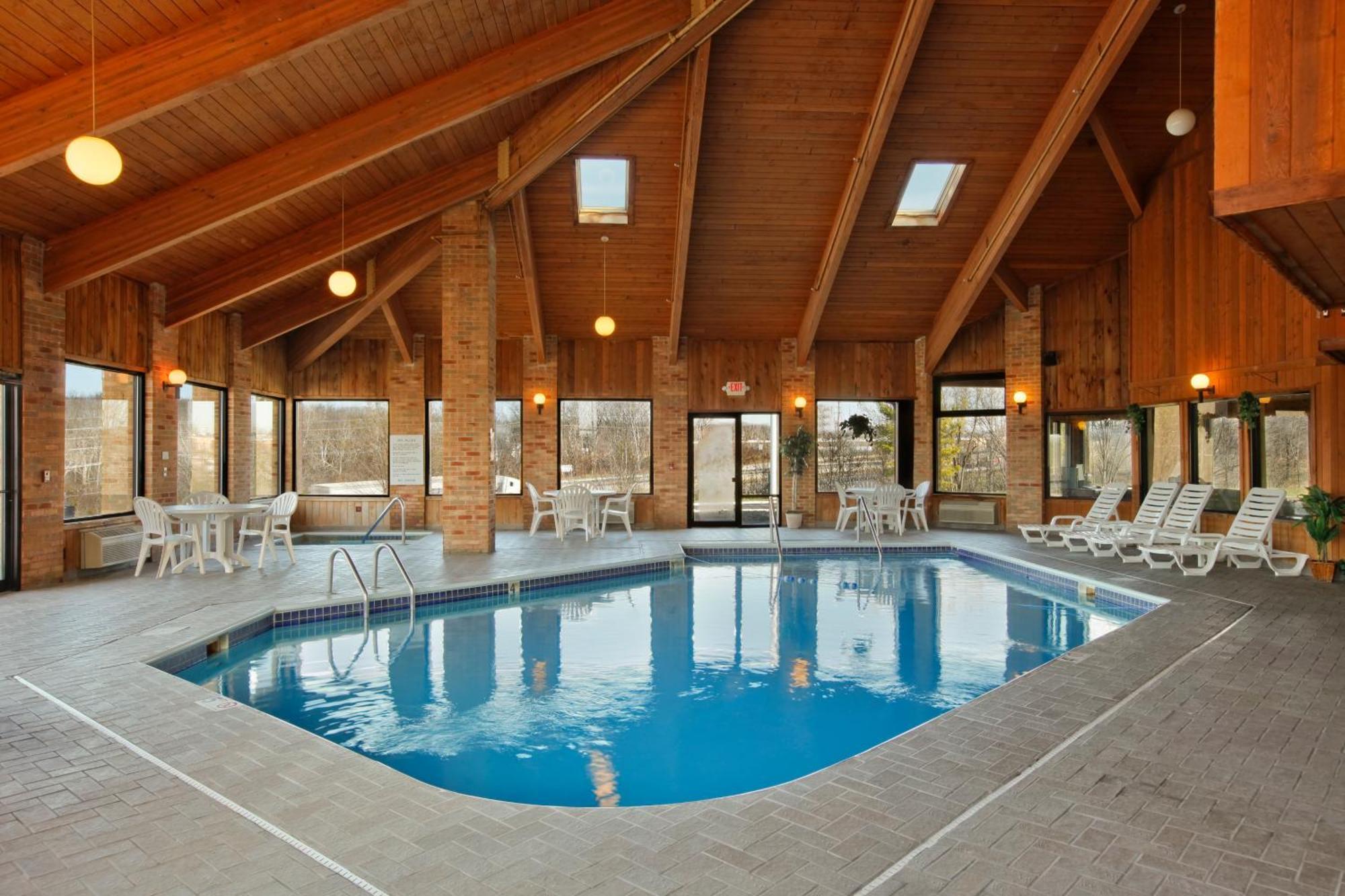 Hotel Baymont By Wyndham Warrenton Esterno foto