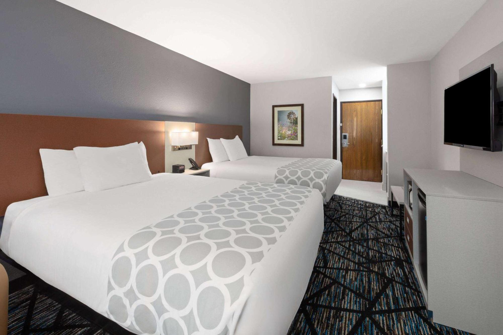 Hotel Baymont By Wyndham Warrenton Esterno foto