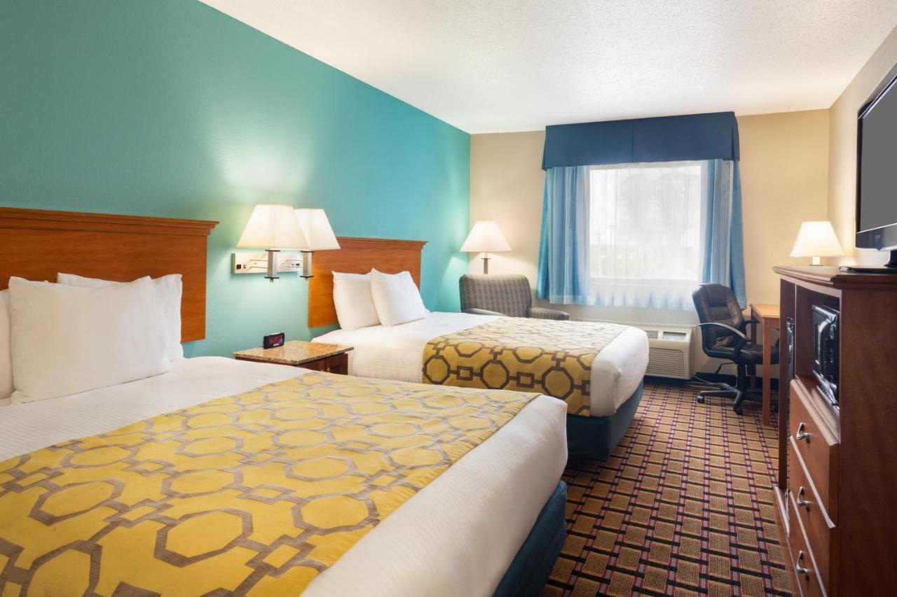 Hotel Baymont By Wyndham Warrenton Esterno foto